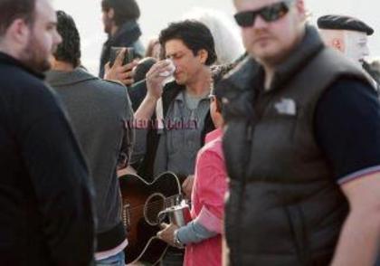 533211_353283968040964_51405030_n