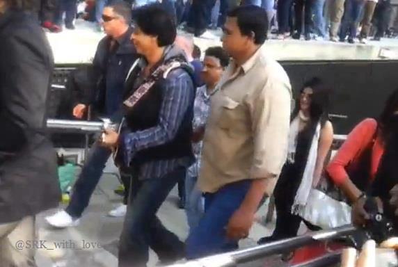 556089_398096450226382_63313250_n