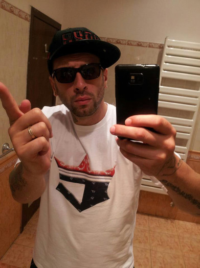 531226_496299327062217_659812120_n[1]