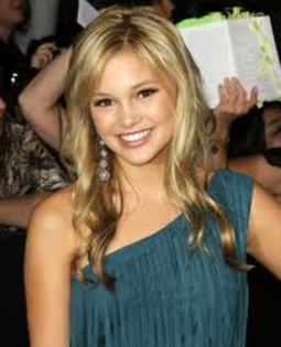 images (13) - Olivia Holt