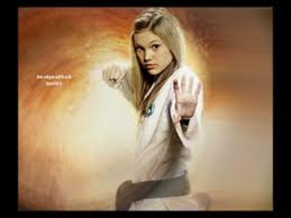 images (37) - Olivia Holt