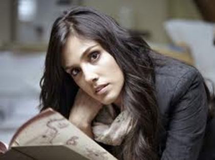 imagesCA337NF3 - Sandra Eheverria