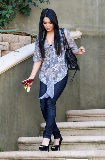 dfhr (30) - Vanessa Hudgens Style