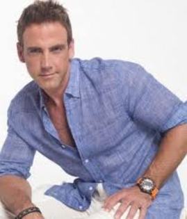 imagesCA9DZT3C - Carlos Ponce