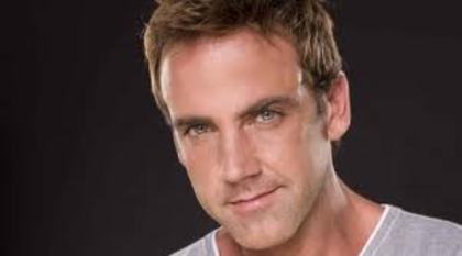 imagesCAZ3XV70 - Carlos Ponce