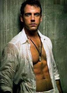 imagesCA6D5FTJ - Carlos Ponce