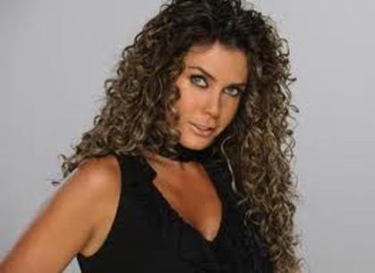 imagesCARIC86I - Sabine Moussier