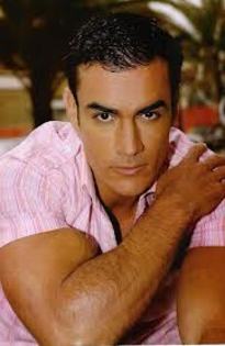 imagesCA4Y2ONP - David Zepeda