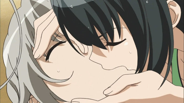  - Kiss Kiss