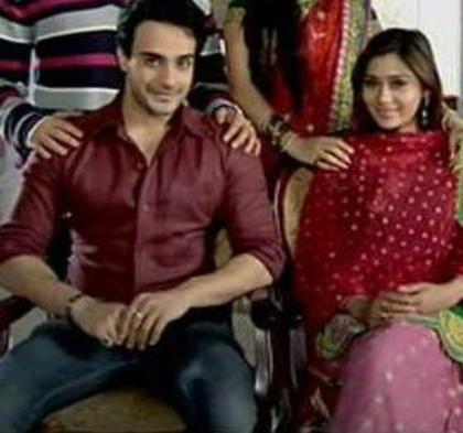 542909_215107978595342_752235023_n - Sadhna and Alekh