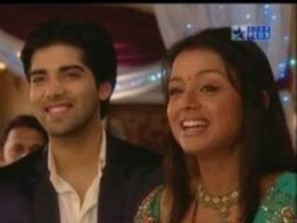 261919_101379906624681_728146_n