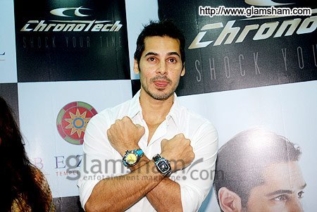 320609_180455232030408_62538551_n - 0 Dino Morea