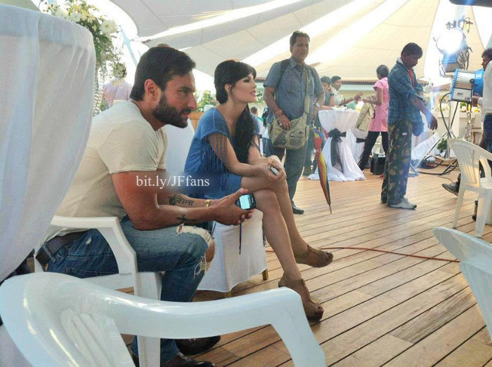 418193_393071964086427_1646489527_n - 0 Jacqueline Fernandez