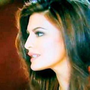 418655_392402360820054_1620233359_n - 0 Jacqueline Fernandez