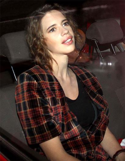 420256_298463560219501_1933917242_n