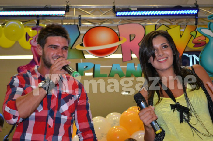 293095_425134487523855_1539397670_n