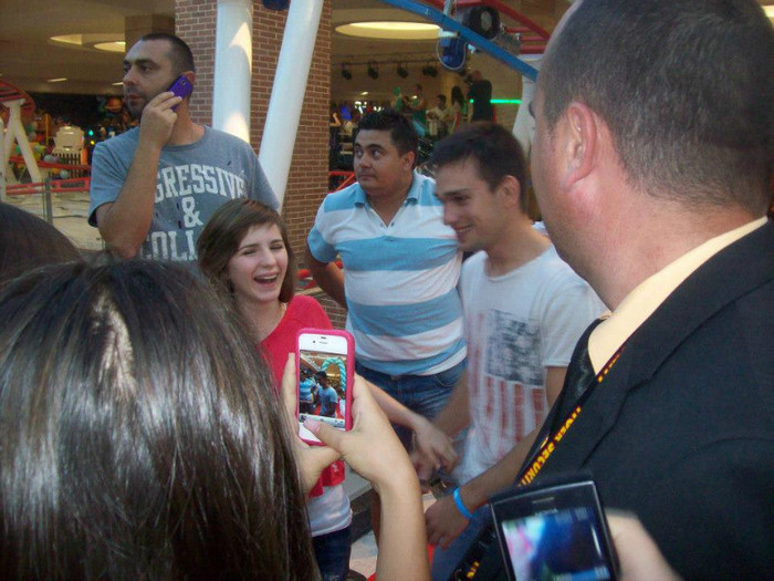 564331_354035484671433_1526368235_n