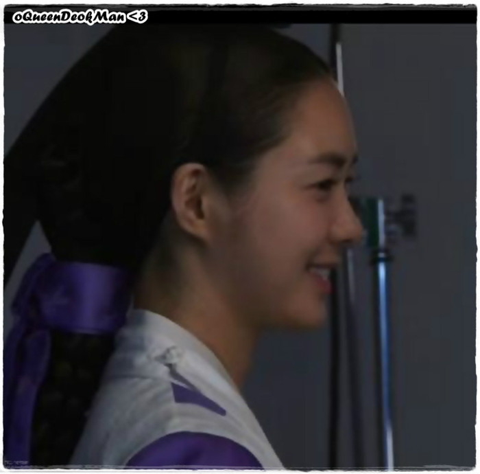 - ♥ - Saranghae eonnie ! :x