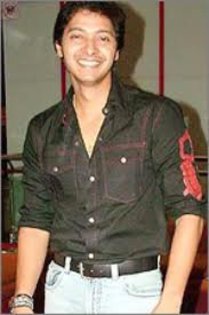 294158_266925346651063_7537492_n - 0 Shreyas Talpade