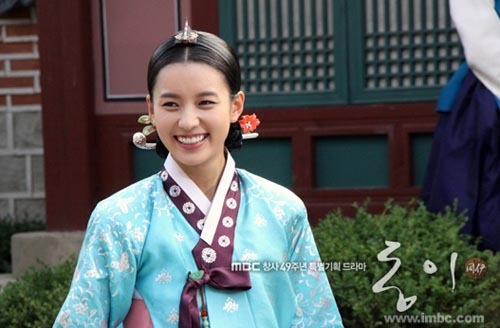 dong-yi1 - l-Legendele palatului Concubina regelui-l