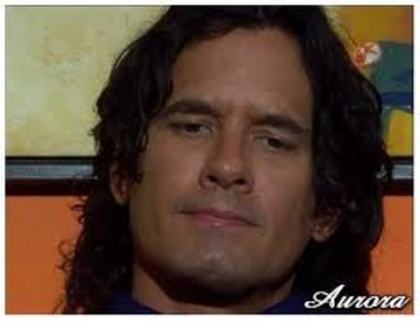 imagesCAOQB7UW - Mario Cimarro