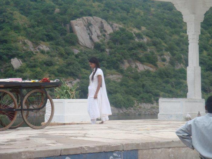 418830_368211036532070_2056757791_n - Hina Khan