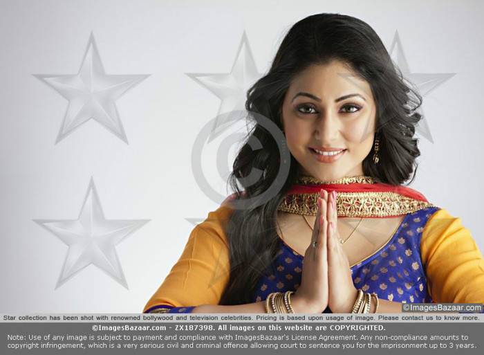 535343_393918190628021_400470351_n - Hina Khan Photoshoot For Image Bazaar 2