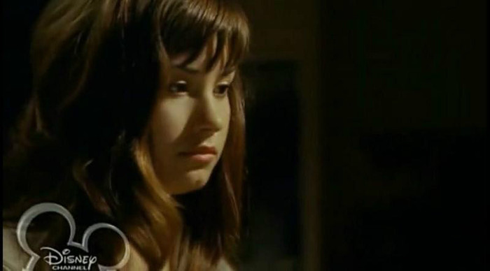 Ohh nu din  nou!! :( [intinzand mainilept imbratisare]