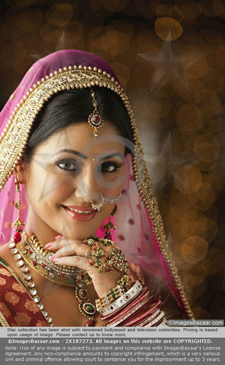 546503_393356330684207_1855611370_n - Hina Khan Photoshoot For Images Bazaar 3