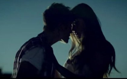 A: Pai da! Asta e dovada k va iubesti si tu! T: :o3 eu te iub!