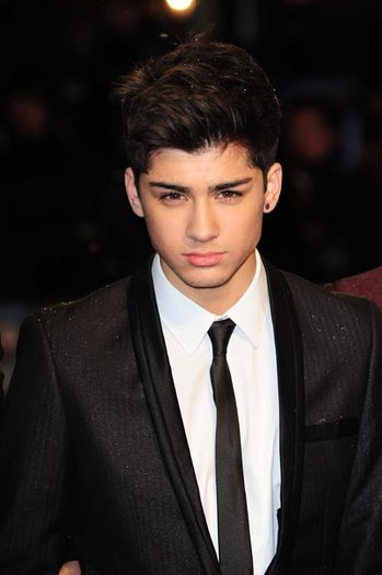 7803932_spl230834_017 - poze cu zayn malik