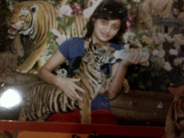 303534_354062068010440_70241489_n