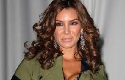 imagesCA15ZWYR - Elizabeth Gutierrez