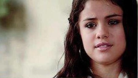 nu..:( in mine poti avea incredere! ce ti s`a intamplat? - xX Parte o1o Xx