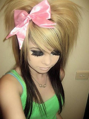 Emo Hairstyles For Girls  Hairstyles 2012 (8)