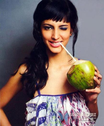 Shruti (8)