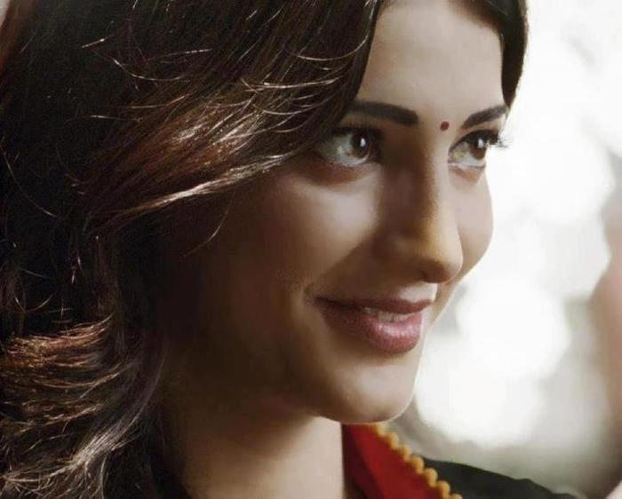 Shruti (210) - Shruti Hassan