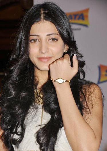 Shruti (389)