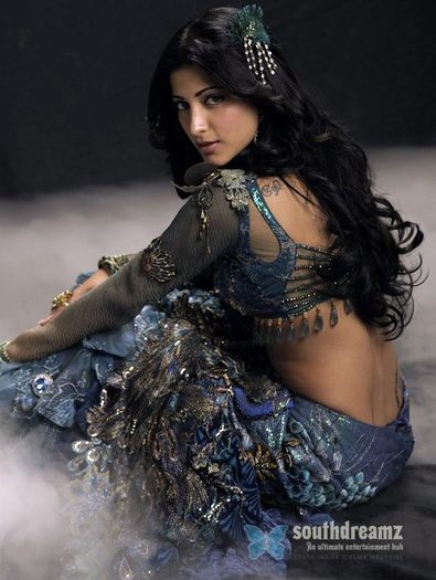 Shruti (390)