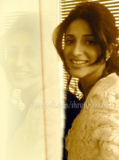 Shruti (457)