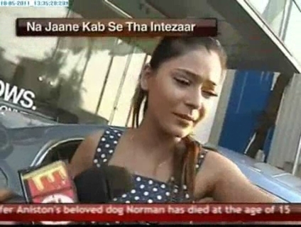 00_03_33 - B-Sara Khan s dream achieved-B