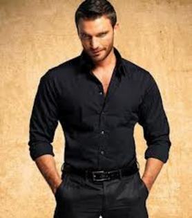 imagesCA7U1LR0 - Julian Gil