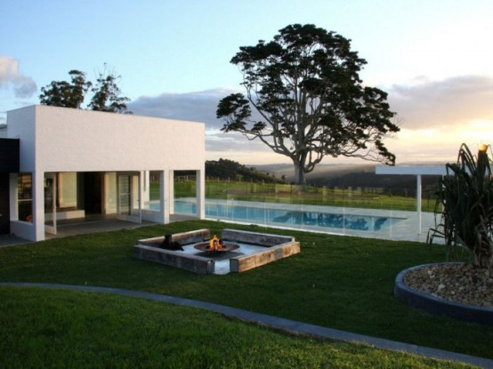 White-Minimalist-Home-Located-in-the-Northern-New-South-Wales-Australia - the amazing contemporary