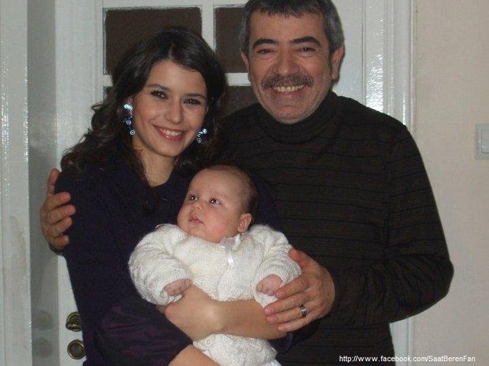 Beren Saat 9 - O frumusete de fata