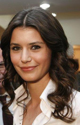 Beren-3-beren-saat-30885433-373-576 - O frumusete de fata