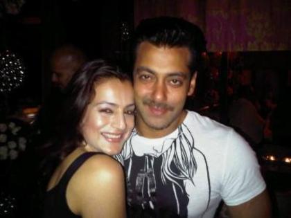 Amisha Patel (105)