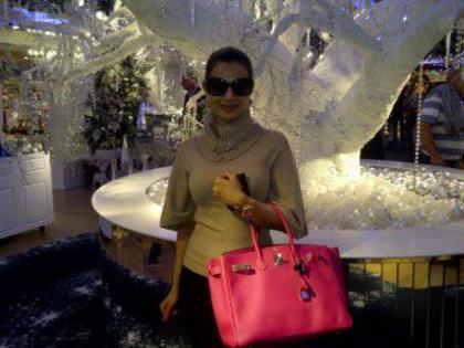 Amisha Patel (76)