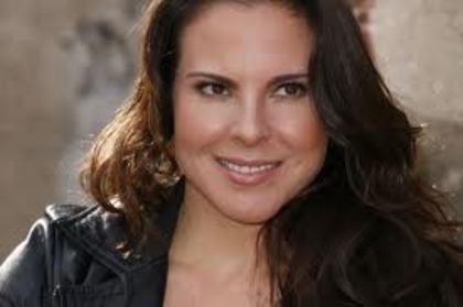 imagesCA5SAWU0 - Kate del Castillo