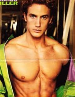 imagesCAB3ITJF - Eugenio Siller