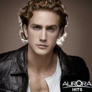 imagesCADY3GBW - Eugenio Siller